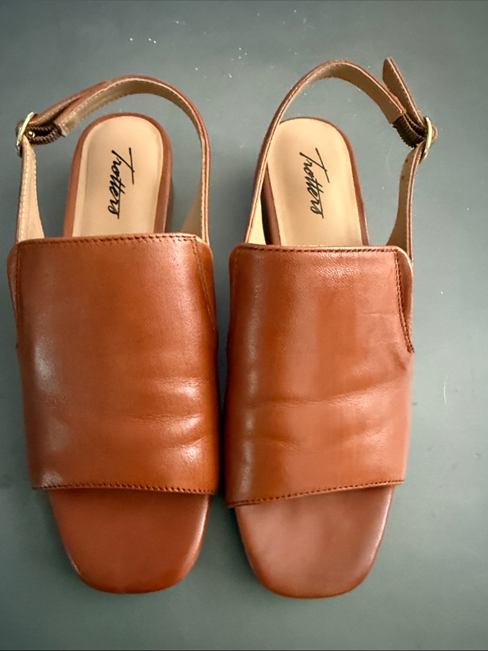 Trotters Tan Leather Open-Toe Slingback Mules
